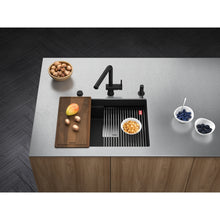 Charger l'image dans la galerie, Évier de cuisine sous plan noir mat avec accessoire